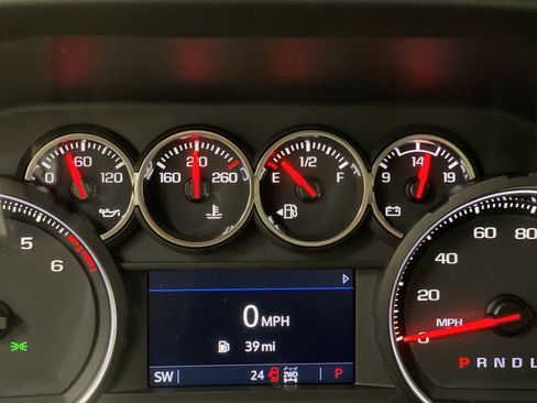 Used 2022 Chevrolet Silverado 1500 LT Trail Boss image 12