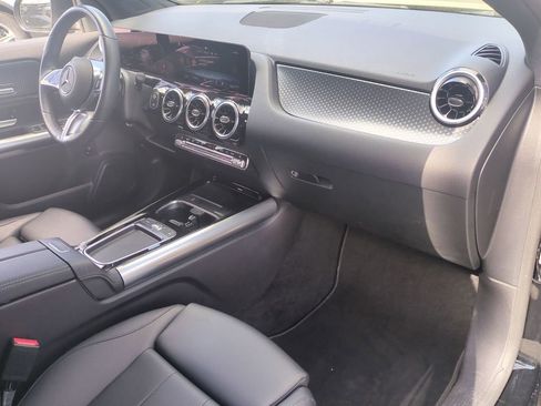 Used 2025 Mercedes-Benz GLA 250 image 25
