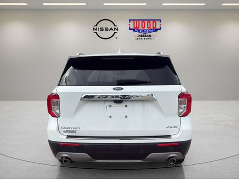 Used 2022 Ford Explorer Limited w/ Equipment Group 301A AWD/4WD image 6