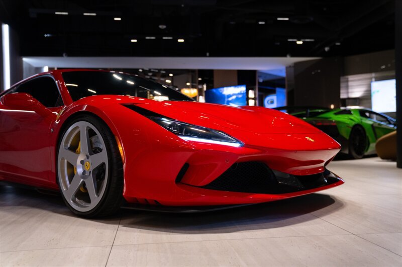 Used 2021 Ferrari F8 Tributo RWD image 13
