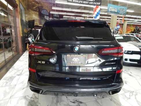 Used 2022 BMW X5 xDrive40i w/ M Sport Package image 7