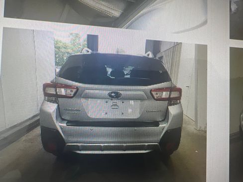 Used 2019 Subaru Crosstrek 2.0i Limited w/ Moonroof Package w/Navigation AWD/4WD image 4