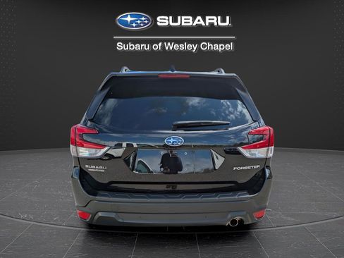 Certified 2023 Subaru Forester Limited AWD/4WD image 6