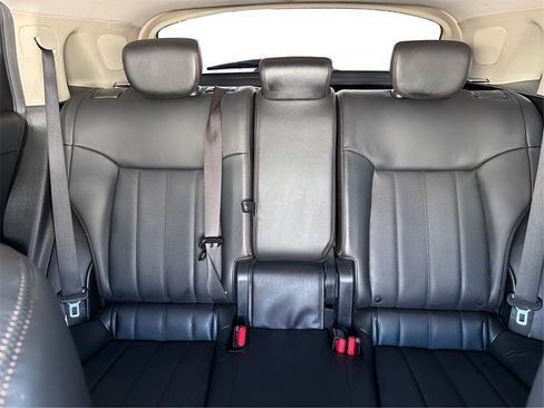 Used 2017 INFINITI QX70 AWD image 16