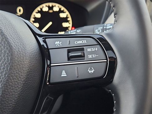 New 2026 Honda HR-V EX-L image 14
