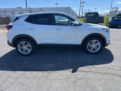 Used 2023 Buick Encore GX Preferred w/ Cold Weather Comfort Package image 7