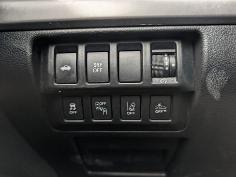 Used 2017 Subaru Legacy 2.5i Premium image 26