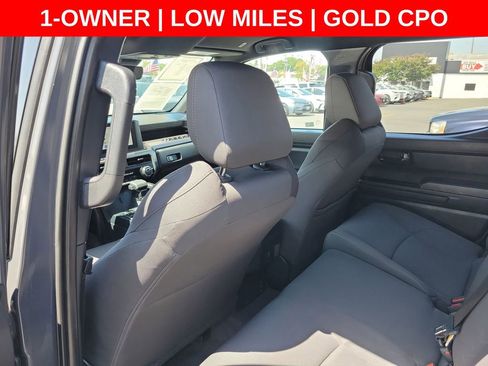 Used 2025 Toyota Tacoma SR5 AWD/4WD image 15