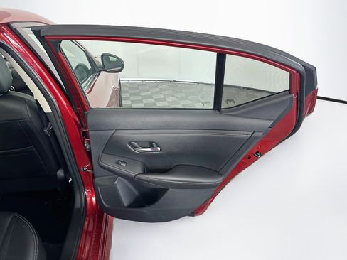Used 2023 Nissan Sentra SR w/ Electronics Package FWD image 29