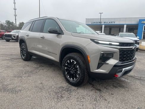 New 2026 Chevrolet Traverse Z71 w/ Enhanced Driving Package image 1