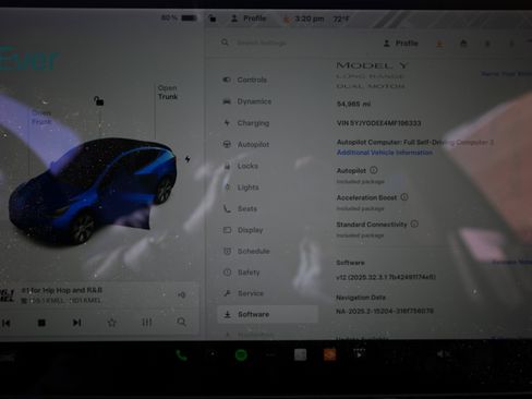 Used 2021 Tesla Model Y Long Range image 25