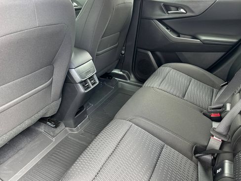 New 2026 Chevrolet Equinox LT w/ Safety and Technology Package AWD/4WD image 11
