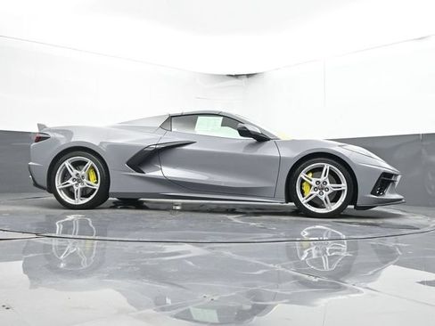 Used 2024 Chevrolet Corvette Stingray Preferred Conv w/ Z51 Performance Package RWD image 42