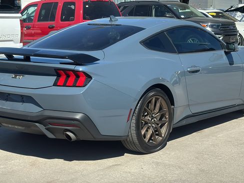 Used 2024 Ford Mustang GT Premium image 7