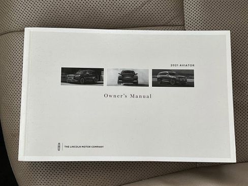 Used 2021 Lincoln Aviator Reserve w/ Equipment Group 201A AWD/4WD image 36