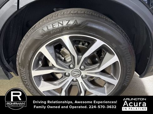 Certified 2024 Acura MDX w/ Technology Package FWD image 5