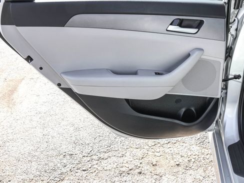 Used 2018 Hyundai Sonata SE FWD image 25