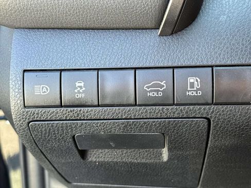 Used 2024 Toyota Camry SE w/ Convenience Package FWD image 22