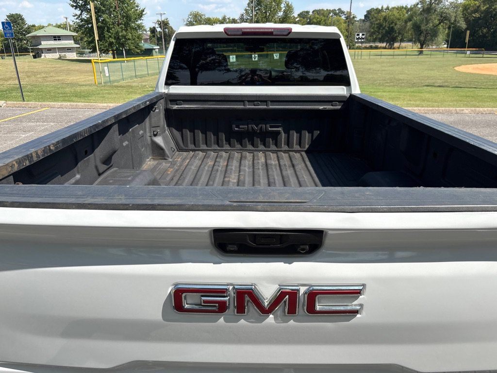 Used 2022 GMC Sierra 2500 Pro w/ Convenience Package AWD/4WD image 9