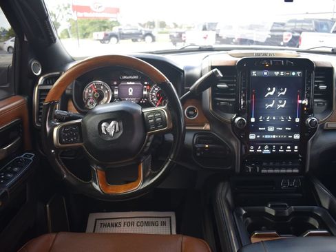 Used 2022 RAM 3500 Limited AWD/4WD image 19