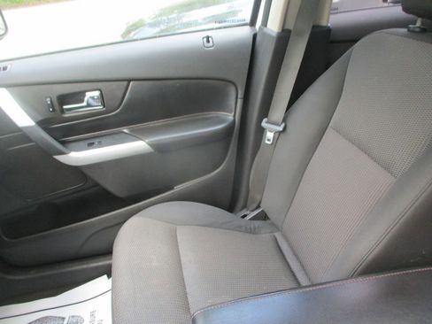 Used 2011 Ford Edge SEL w/ 201A Rapid Spec Order Code FWD image 13