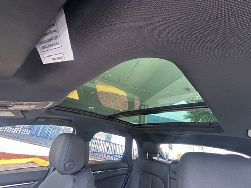 Used 2023 Audi Q3 2.0T Premium image 10