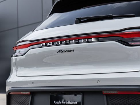 New 2026 Porsche Macan AWD/4WD image 15