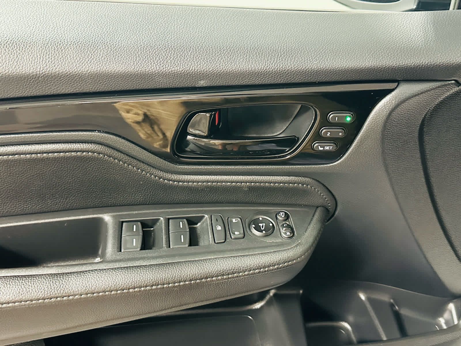 Used 2023 Honda Odyssey Elite image 21