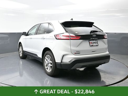 Used 2024 Ford Edge SEL image 13