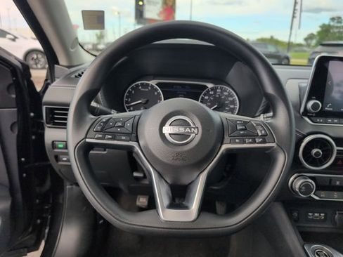 Used 2024 Nissan Sentra SV FWD image 26