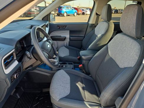 Used 2025 Ford Maverick XLT FWD image 16