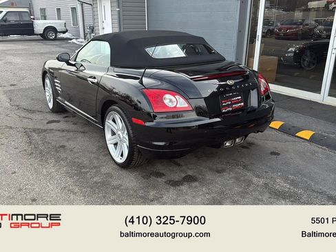 Used 2007 Chrysler Crossfire Limited image 4