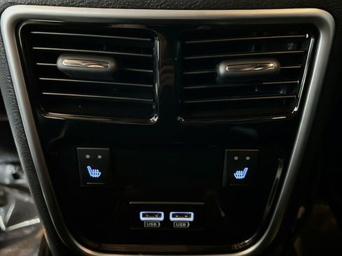 Used 2019 Dodge Charger R/T w/ Plus Group RWD image 22
