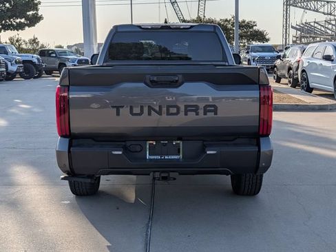 Used 2023 Toyota Tundra SR5 w/ SR5 Convenience Package RWD image 7
