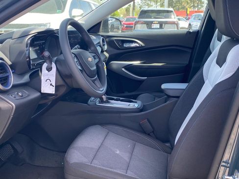 New 2026 Chevrolet Trax LS FWD image 14