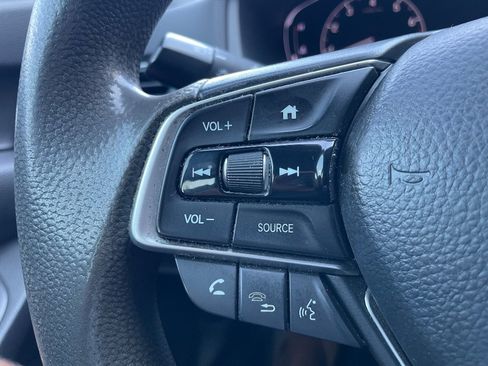 Used 2020 Honda Accord LX image 41