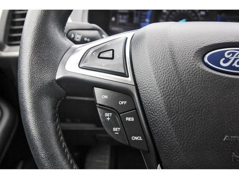 Used 2022 Ford Edge SEL w/ Convenience Package image 18