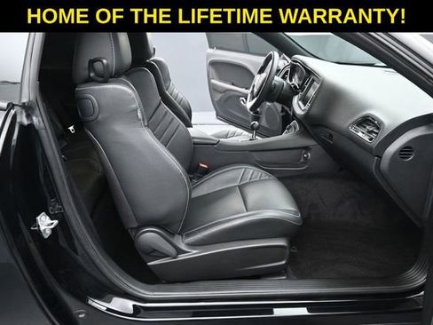 Used 2016 Dodge Challenger SRT Hellcat RWD image 48
