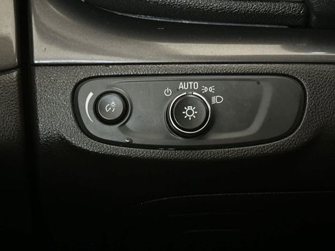 Used 2019 Buick Encore Preferred image 29