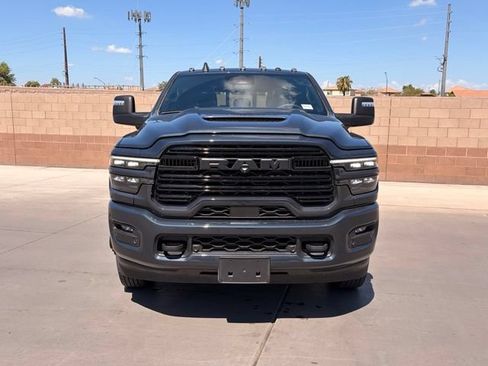 Used 2025 RAM 3500 Laramie AWD/4WD image 3