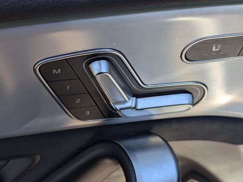 Used 2024 Mercedes-Benz CLA 250 4MATIC image 18