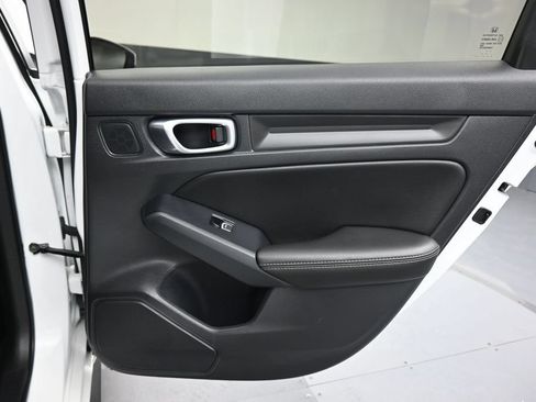 Used 2024 Honda Civic EX-L image 32