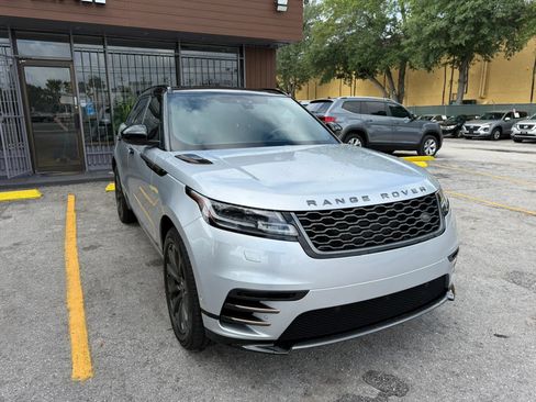 Used 2019 Land Rover Range Rover Velar R-Dynamic SE AWD/4WD image 3