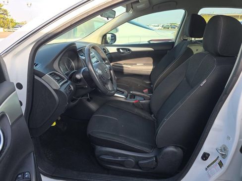 Used 2018 Nissan Sentra S FWD image 4