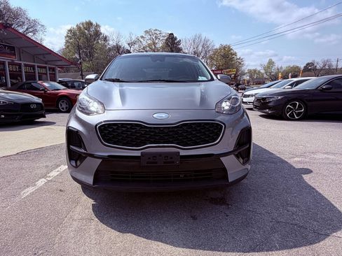 Used 2020 Kia Sportage LX FWD image 9