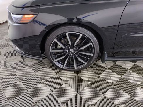 Certified 2025 Honda Accord Touring image 30