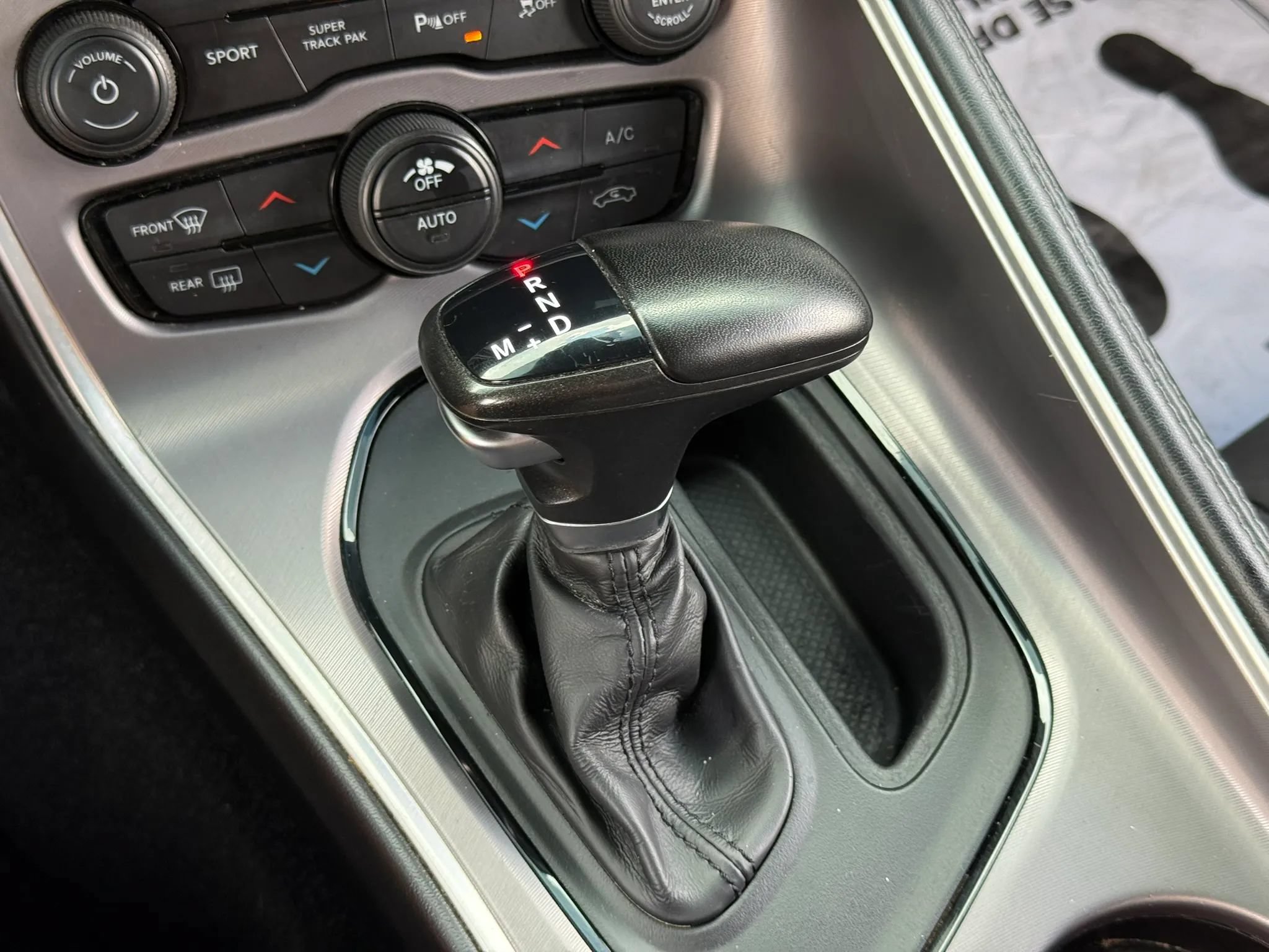 Used 2022 Dodge Challenger R/T w/ Blacktop Package RWD image 25