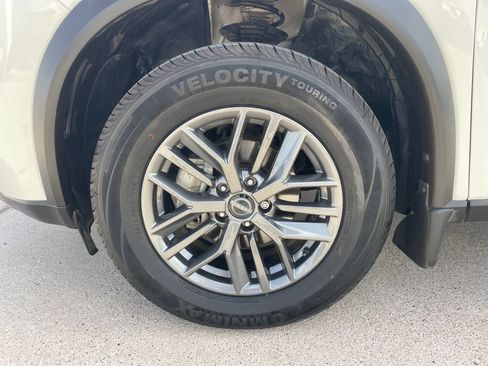 Certified 2023 Nissan Rogue S FWD image 27