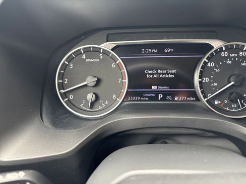 Used 2025 Nissan Rogue SV FWD image 42