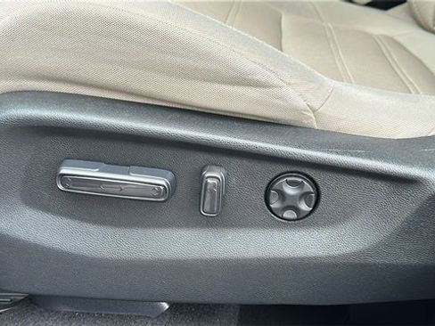 Used 2018 Honda CR-V EX image 10